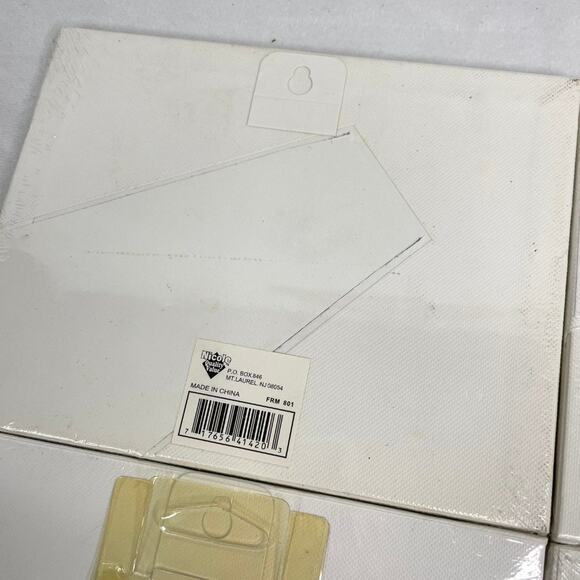 4 New Canvas Picture Frames for Crafting - Picture 5 of 5